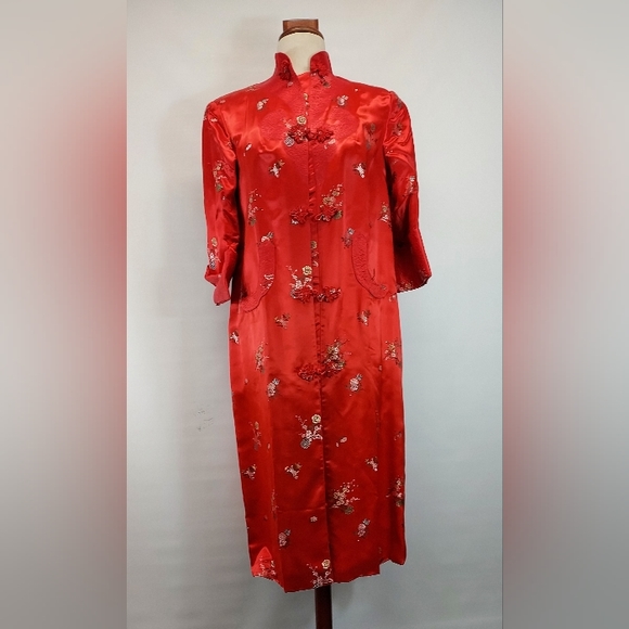 Authentic Vtg Asian Silk 2 Piece Robe & Dress - Picture 4 of 9